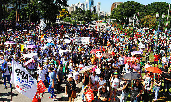 Assembleia que pode colocar fim a greve dos professores acontecerá amanhã