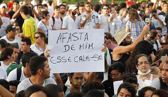 Opinião: E que os protestos de domingo cheguem aos poderes municipal, estadual e federal, independente de partidos