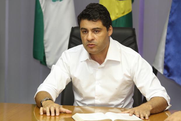 Rangel sofre derrota na Câmara: em segunda discussão vereadores rejeitam parcelamento do FGTS