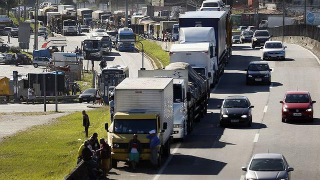 Caminhoneiros podem entrar em greve a partir de 1º de fevereiro