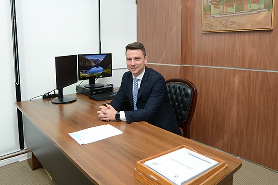 Gaeco cumpre mandado contra ex-presidente da Prolar de PG e pede que ele seja afastado do cargo de diretor jurídico da Cohapar