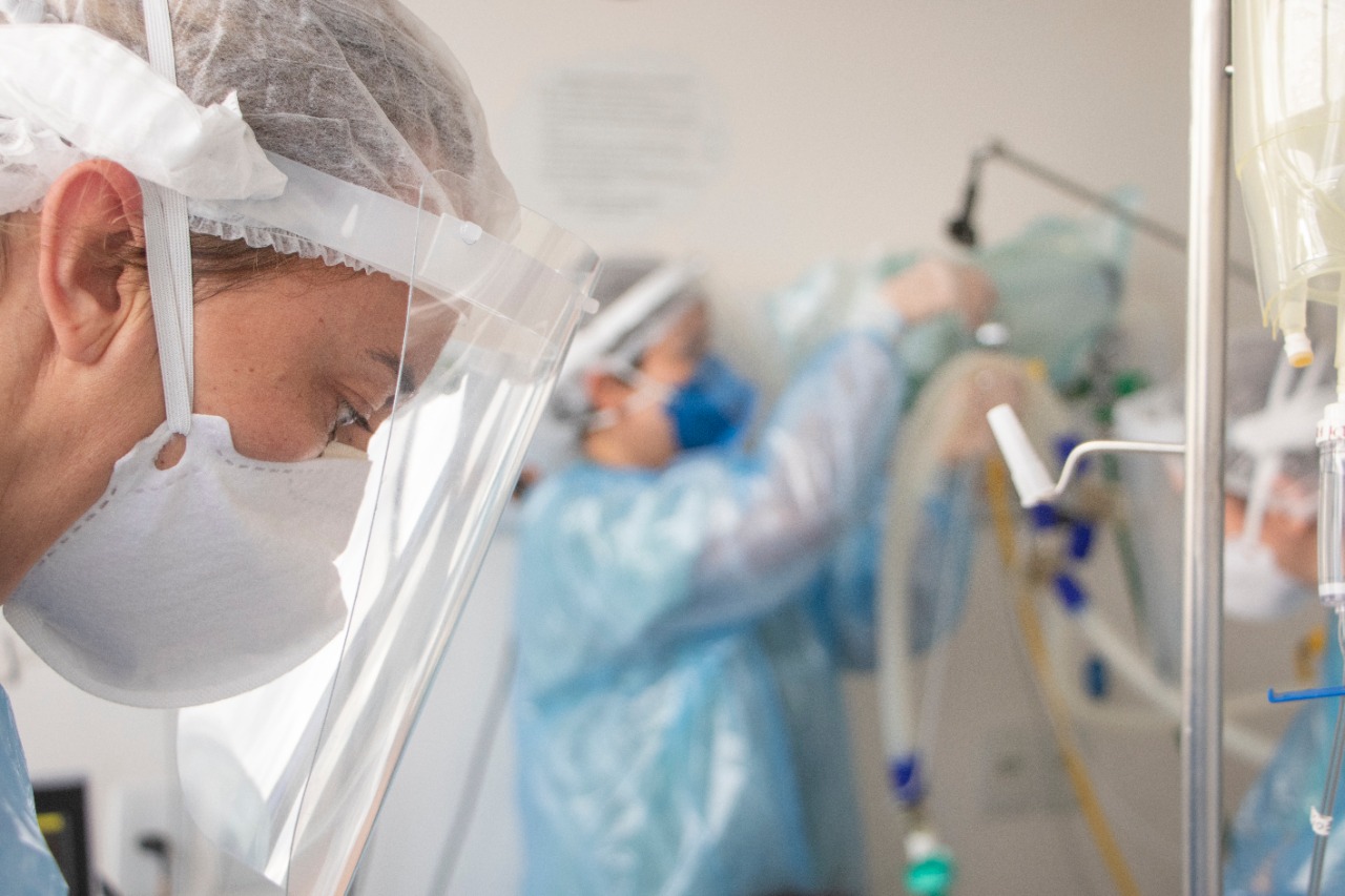 HU-UEPG abre 20 novos leitos de UTI para tratamento de pacientes com coronavírus