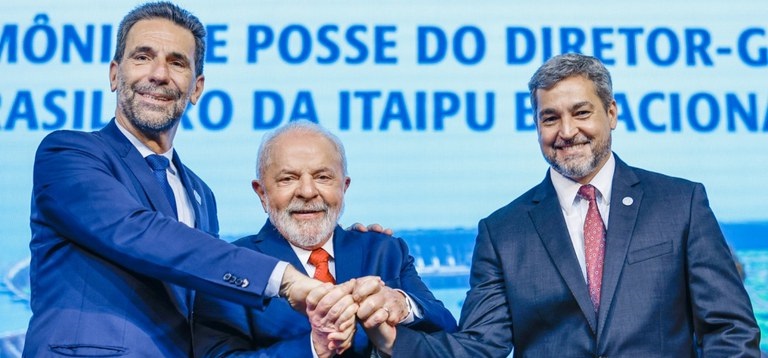 Lula participa da posse de Enio Verri na Itaipu em Foz do Iguaçu