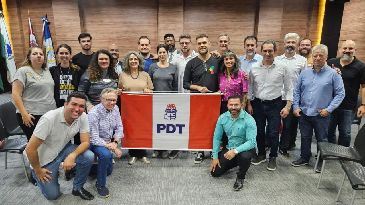 Requião Filho confirma filiação no PDT