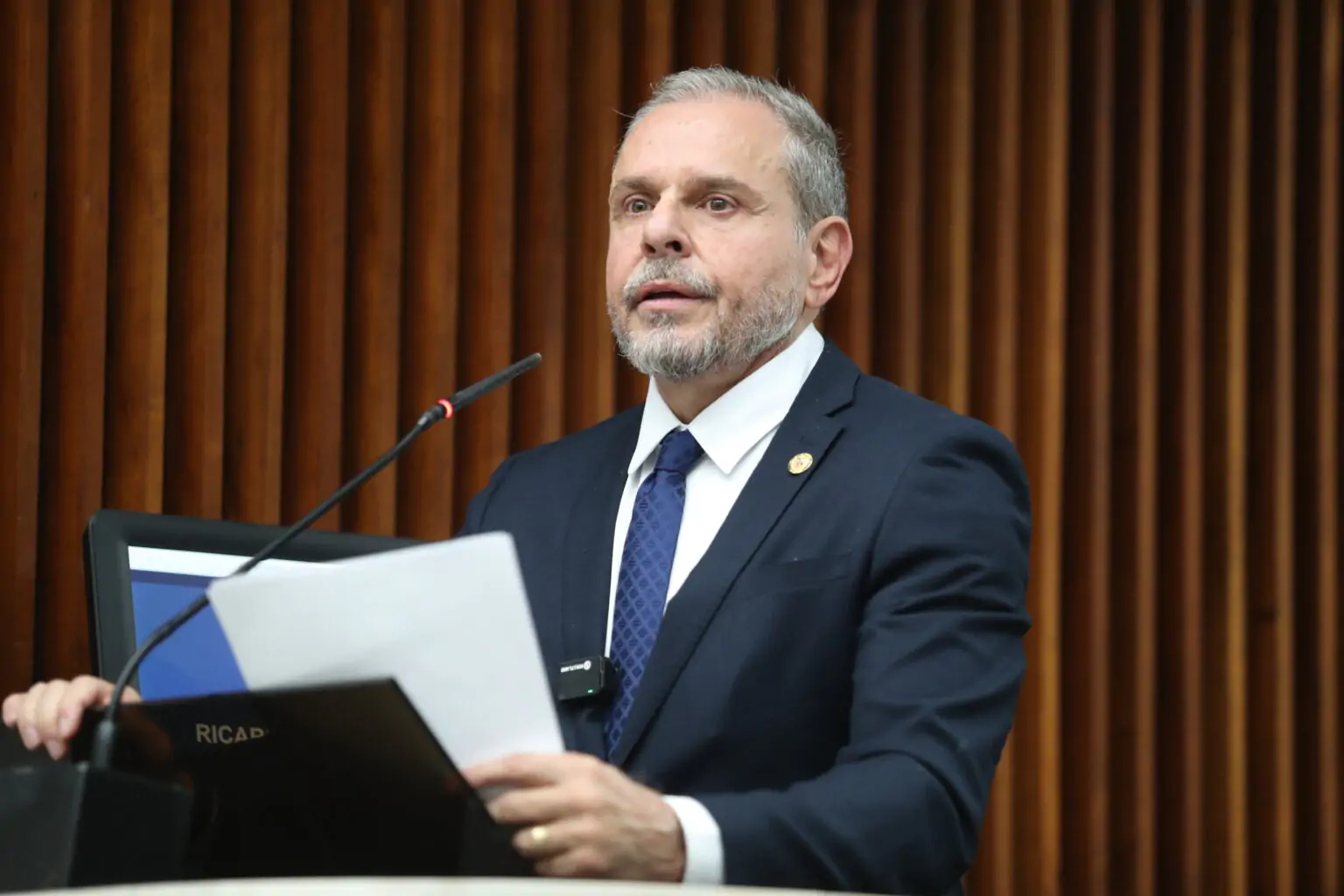 Alep recebe denúncia do TJ contra deputado Ricardo Arruda por peculato e rachadinha