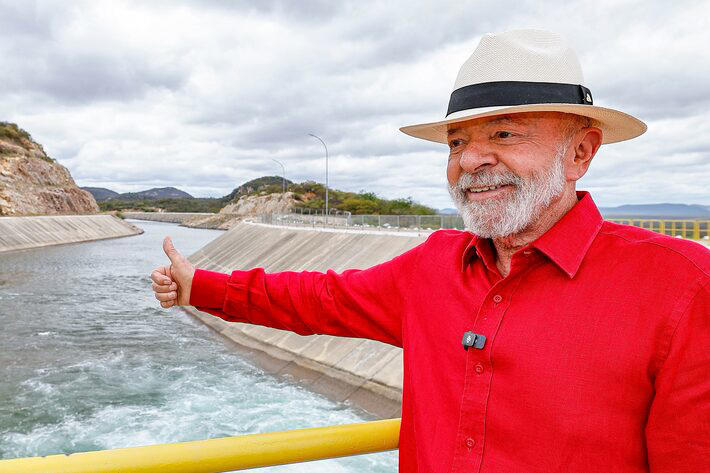 Lula diz que ‘brasileiro não pode votar em qualquer tranqueira para governar o país’