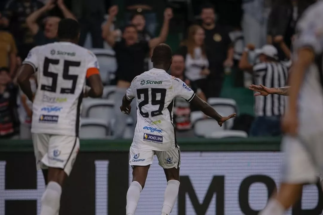 Operário vence Botafogo-SP em duelo da oitava rodada da Série B