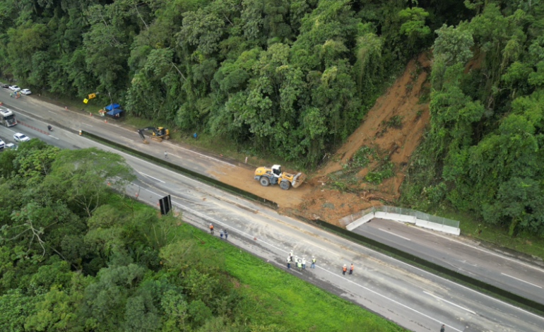 Requerimento cobra ações preventivas após novo deslizamento na BR-277