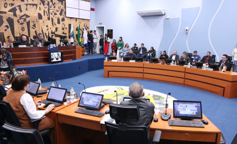 Câmara de Ponta Grossa vai gastar mais de R$ 2 milhões com aluguel de carros