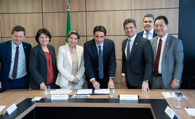 Ampliação do Aeroporto Sant’Ana de Ponta Grossa terá recursos de R$ 35 milhões