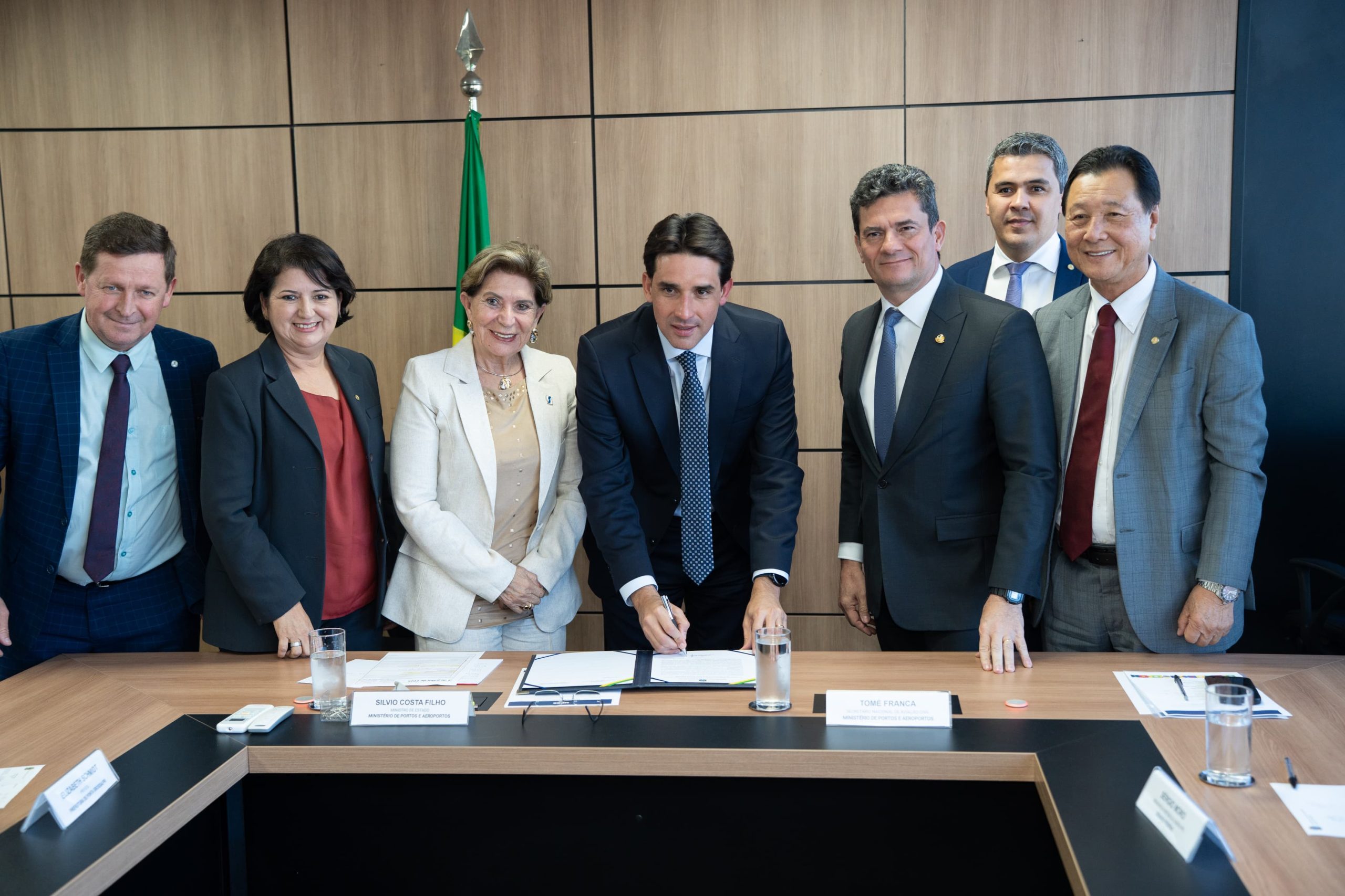 Ampliação do Aeroporto Sant’Ana de Ponta Grossa terá recursos de R$ 35 milhões