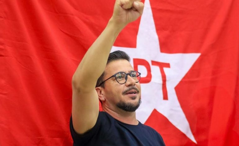 Deputado Arilson Chiorato é reeleito presidente do PT no Paraná