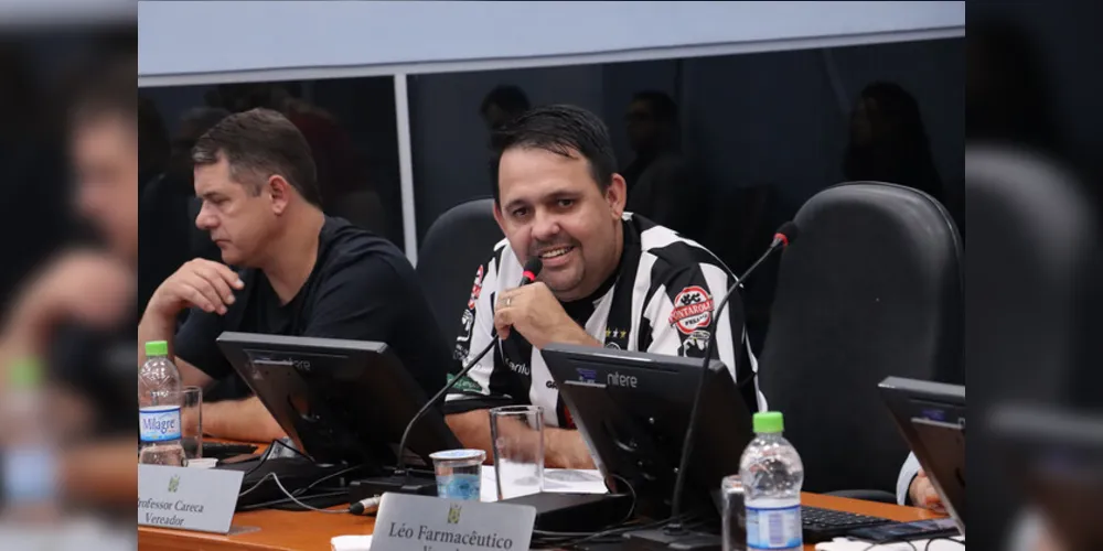 Após dizer que votaria contra, vereador Careca “muda o voto” e diz “sim” ao aumento do IPTU de Ponta Grossa