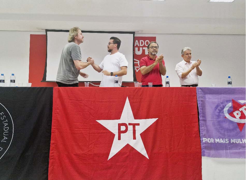Zeca Dirceu e Arilson Chiorato disputarão segundo turno para Presidência do PT no Paraná