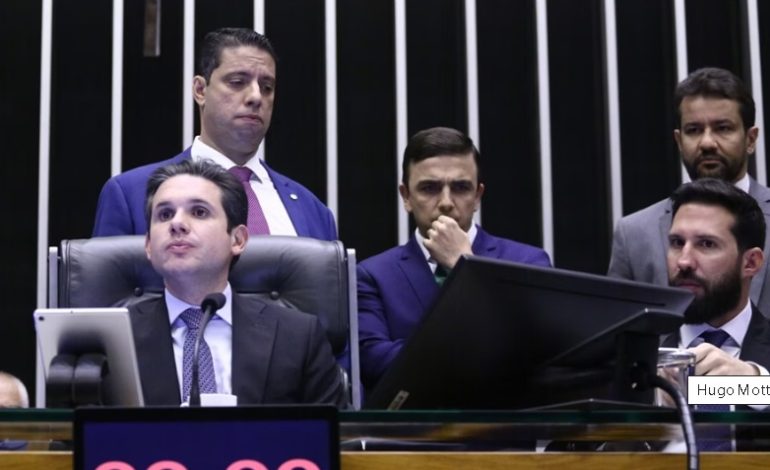 PEC da Blindagem: Câmara quer votações secretas para barrar investigações contra parlamentares
