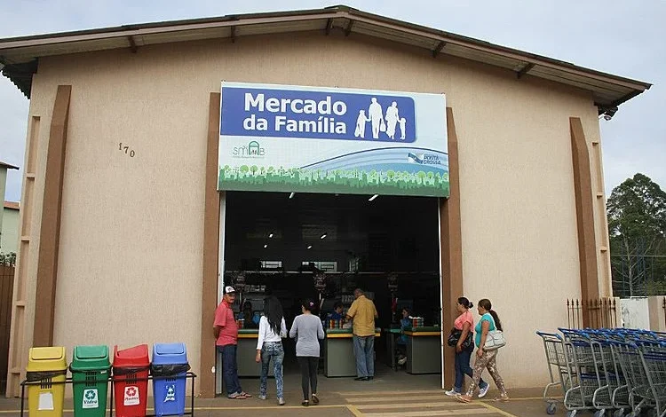 Atendimento do Mercado da Família de PG será em estabelecimentos credenciados: saiba mais