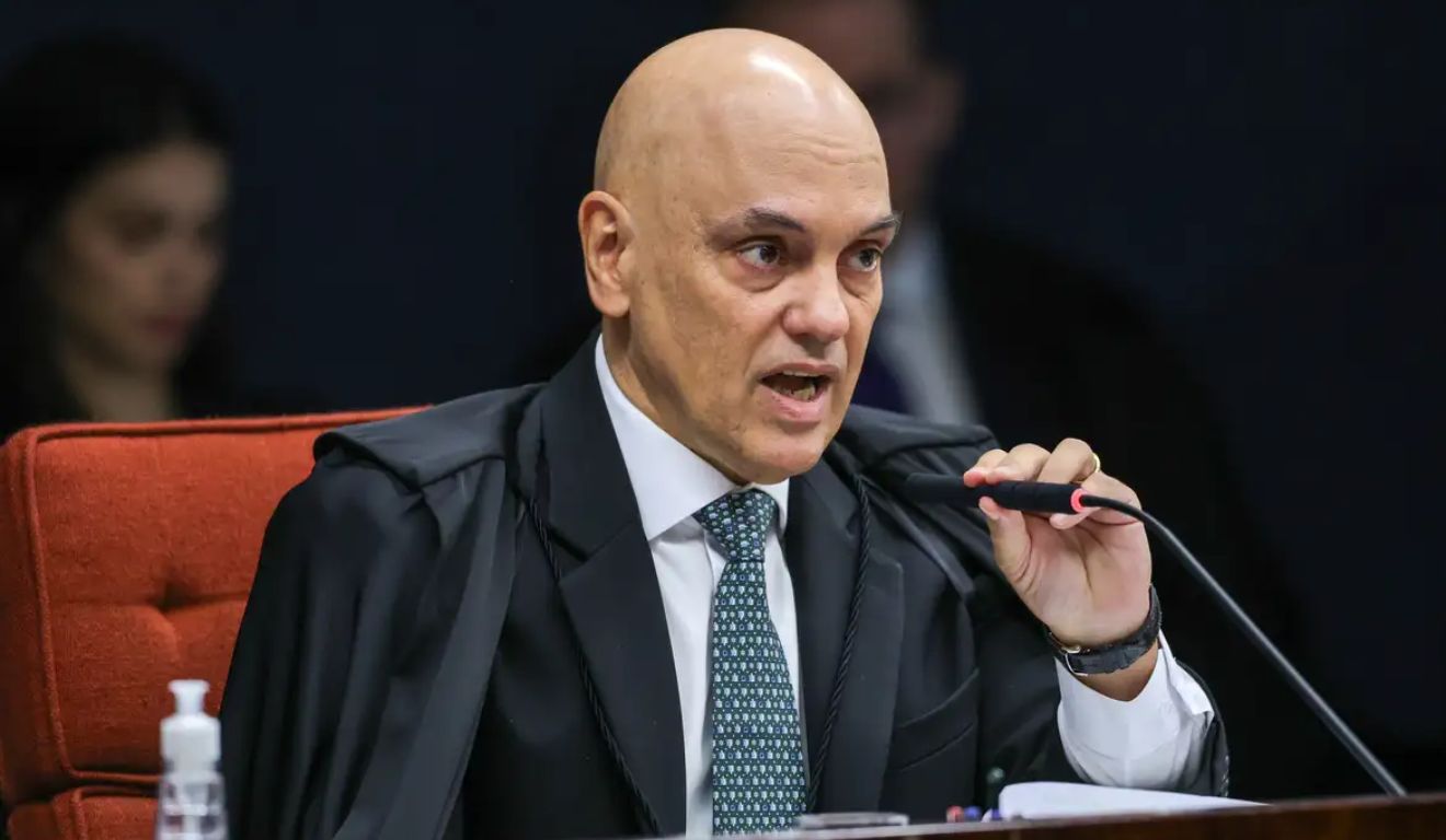 Ministro Alexandre de Moraes indica voto para condenar Bolsonaro